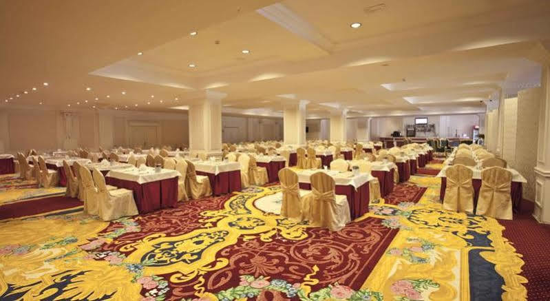 Royal Congress Hotel Kiev Extérieur photo